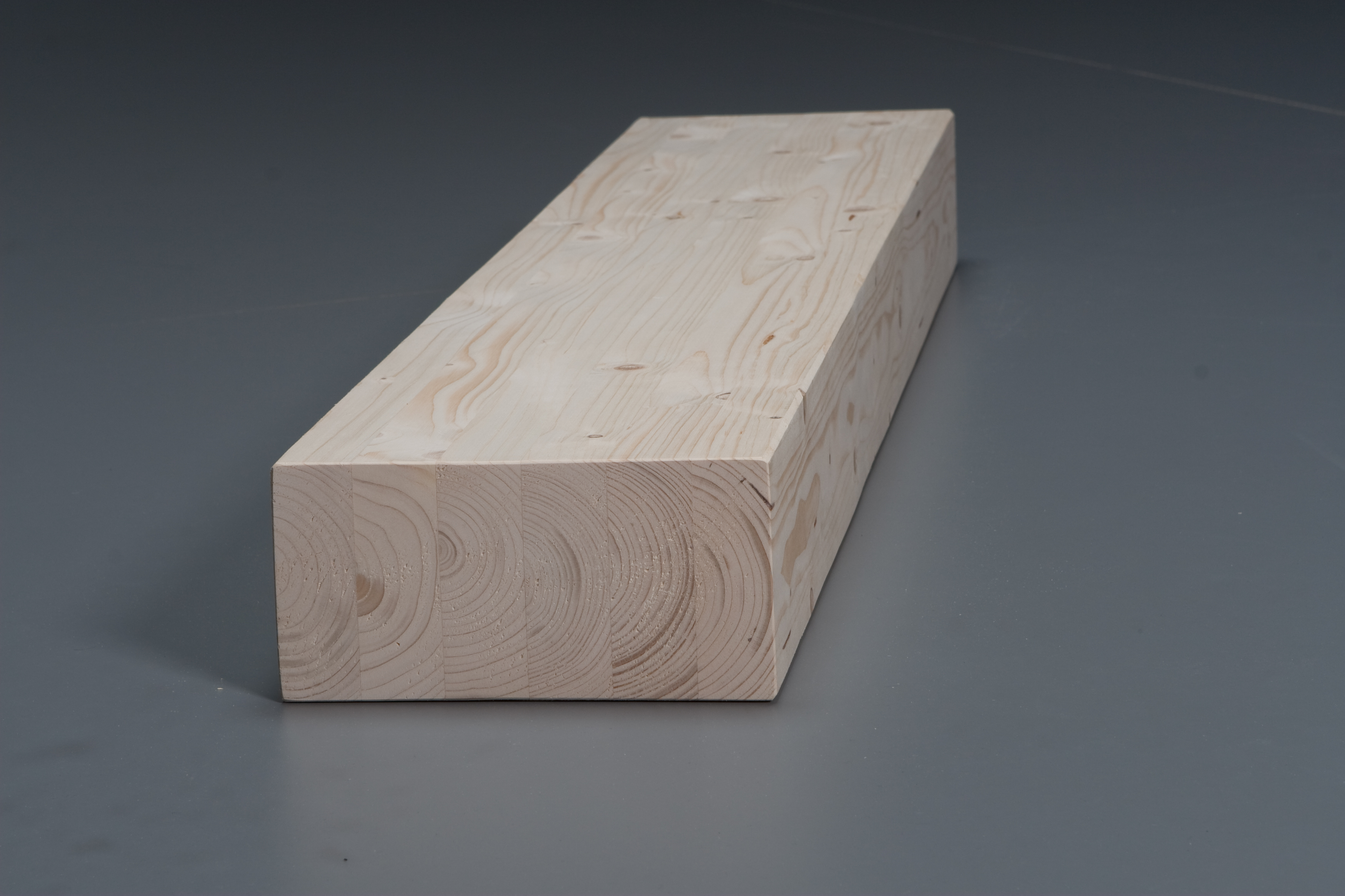 KVH oder BSH: Wann benötige ich welches Holz? KVH oder BSH: Wann benötige ich welches Holz?