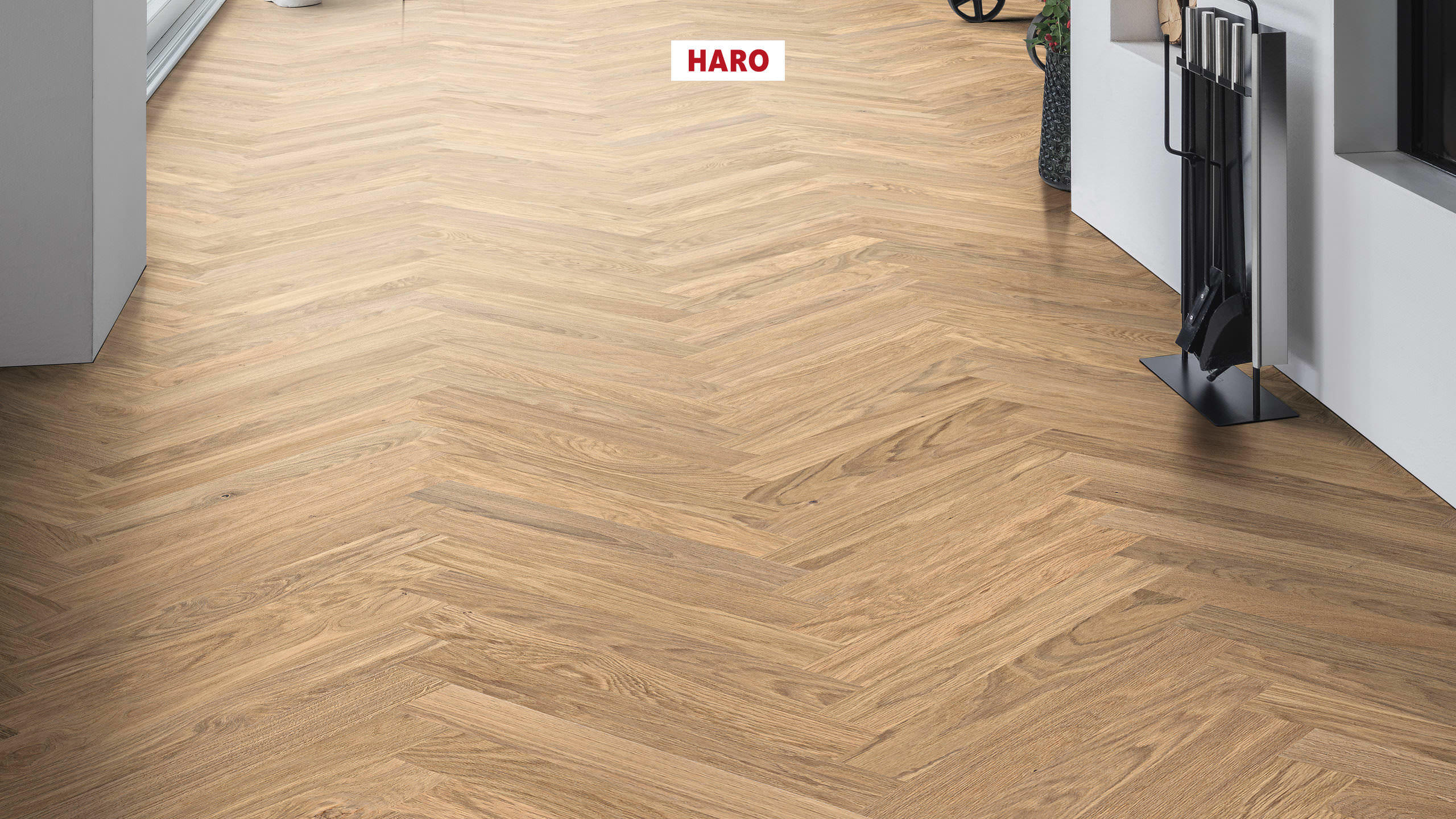 10 mm HARO Parkett Serie 4000 - Eiche lichtweiß Markant, strukturiert_1 10 mm HARO Parkett Serie 4000 - Eiche lichtweiß Markant, strukturiert_1