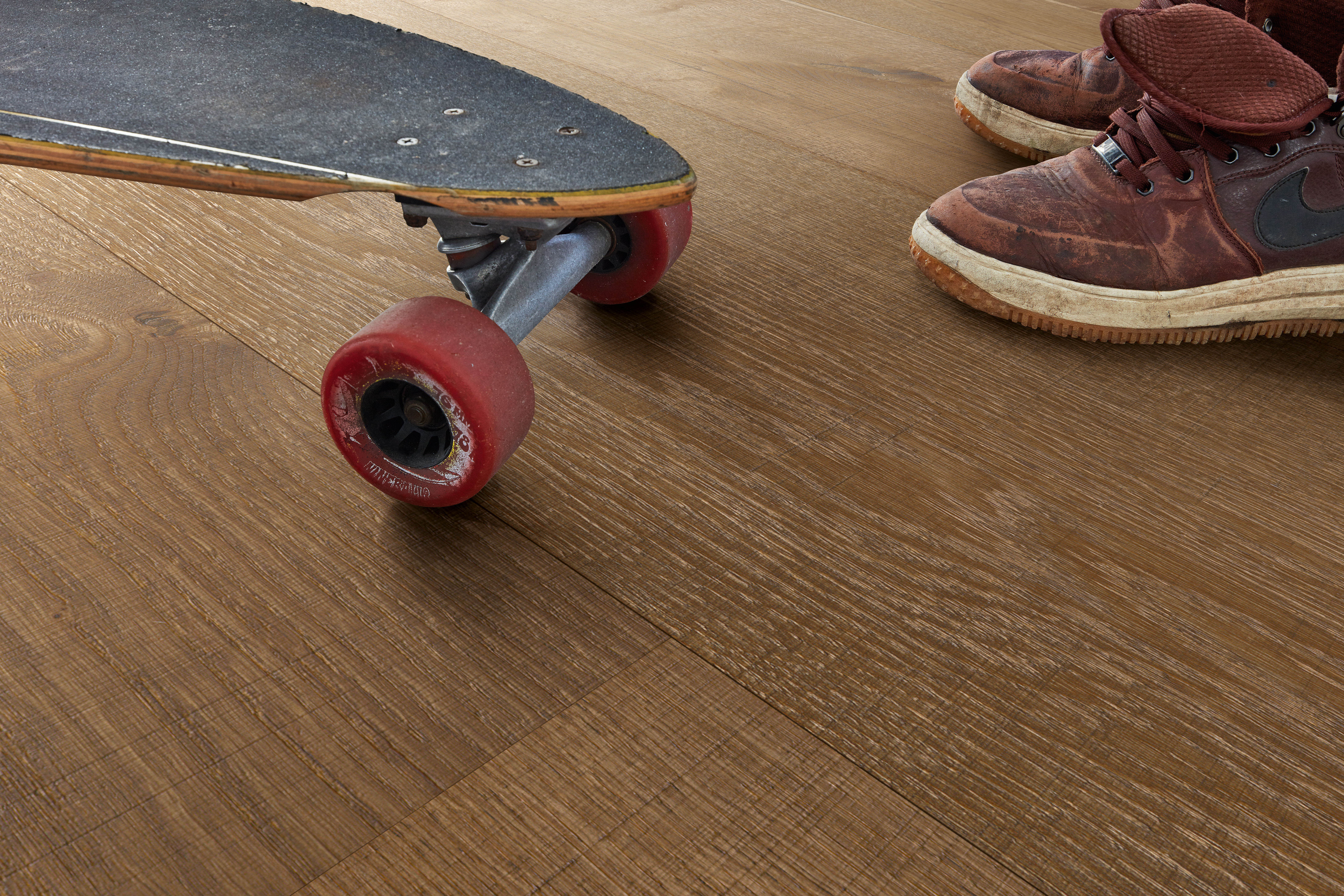 11 mm Lindura-Holzboden HD 400 naturgeölt - Eiche authentic olivgrau 08903_2 11 mm Lindura-Holzboden HD 400 naturgeölt - Eiche authentic olivgrau 08903_2