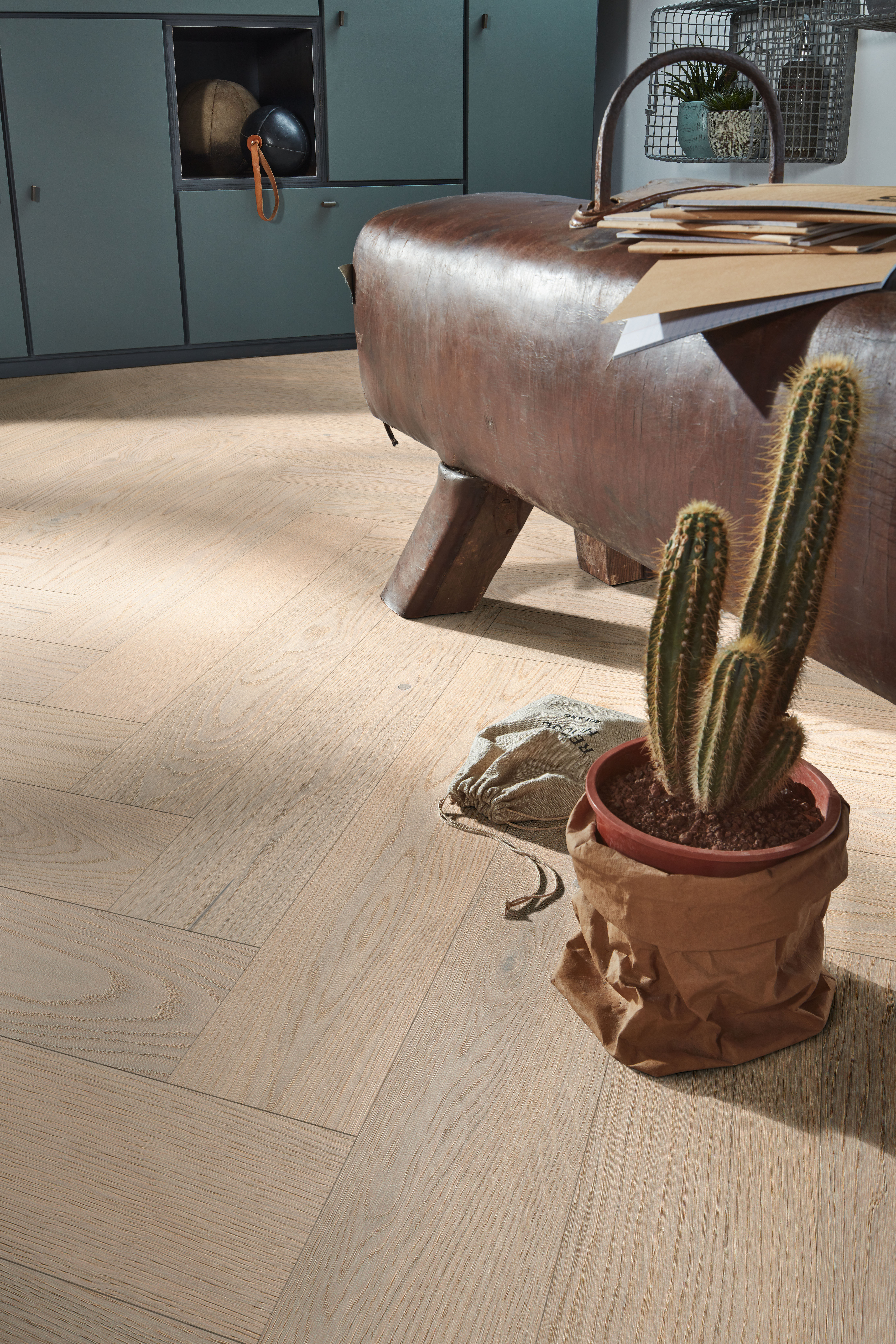 11 mm Lindura-Holzboden HS 500 ultramattlackiert - Eiche classic arcticweiß 08927_2