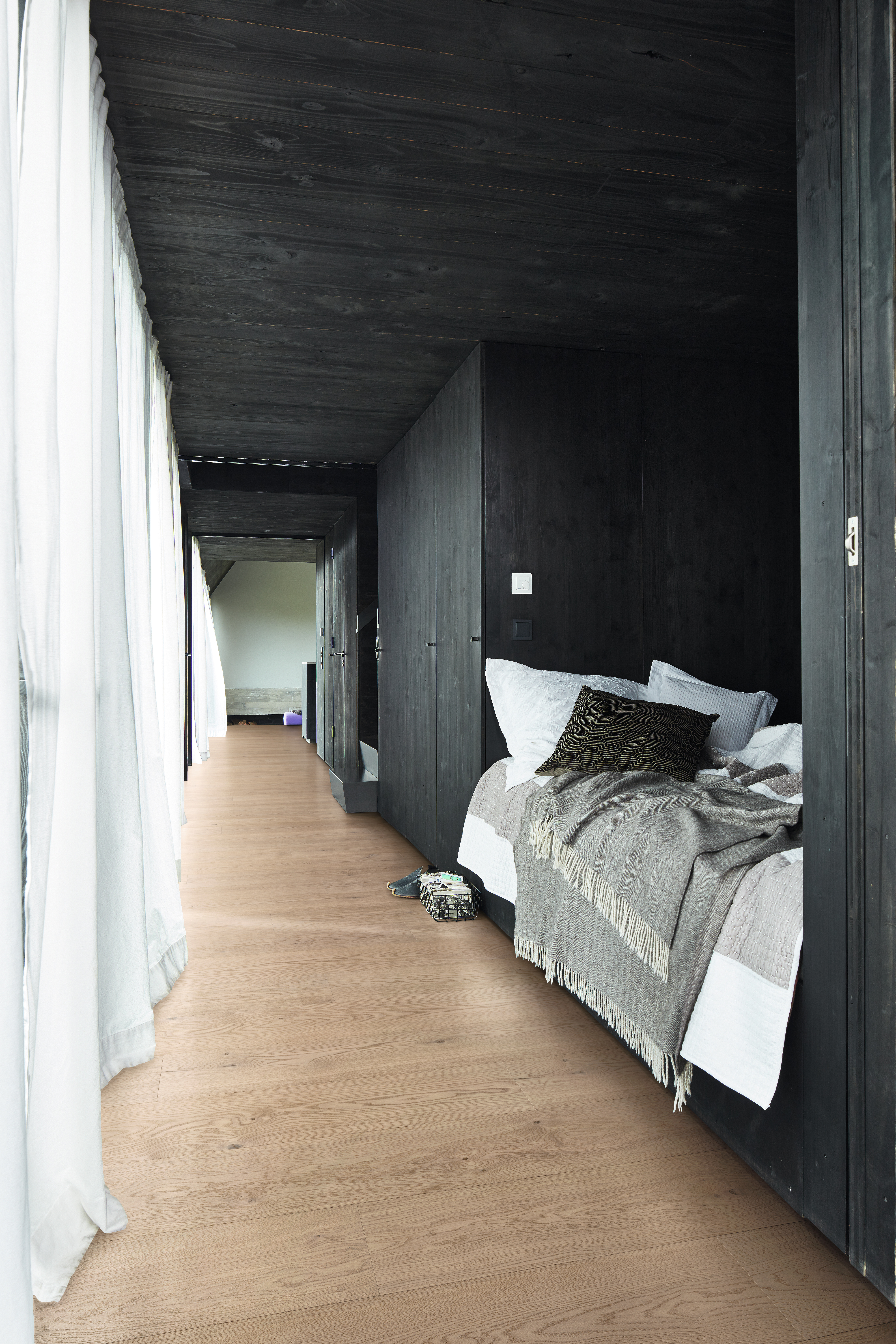 11 mm Lindura-Holzboden HD 400 naturgeölt - Eiche lebhaft cremeweiß gebürstet 08908_2