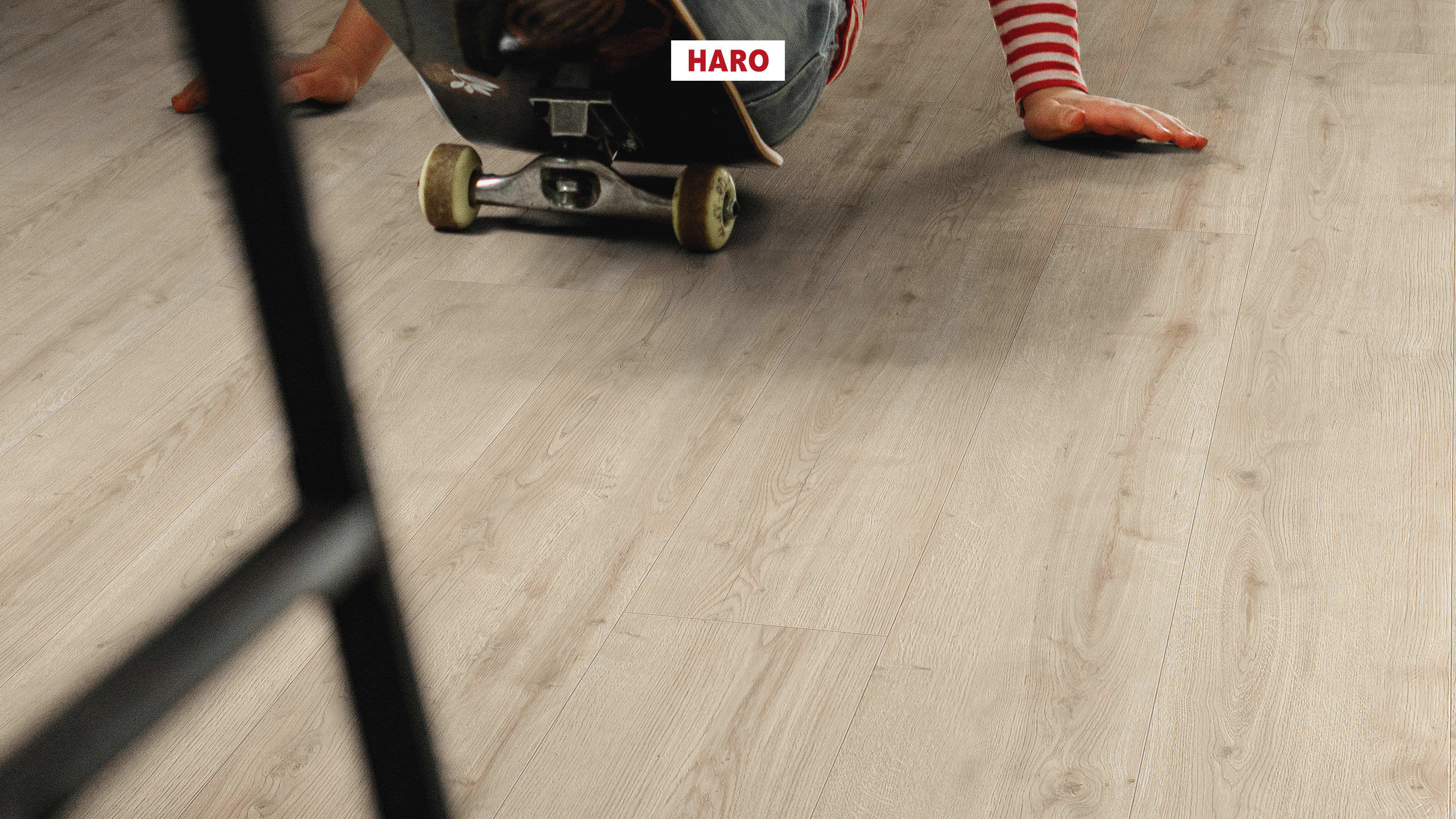 8 mm HARO DISANO WaveAqua - Eiche Ontario weiß_1 8 mm HARO DISANO WaveAqua - Eiche Ontario weiß_1