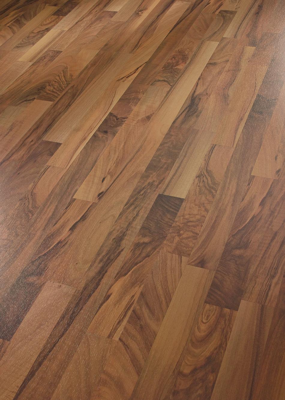 7 mm MeisterDesign. laminate LC 55 - Nussbaum 00211_0