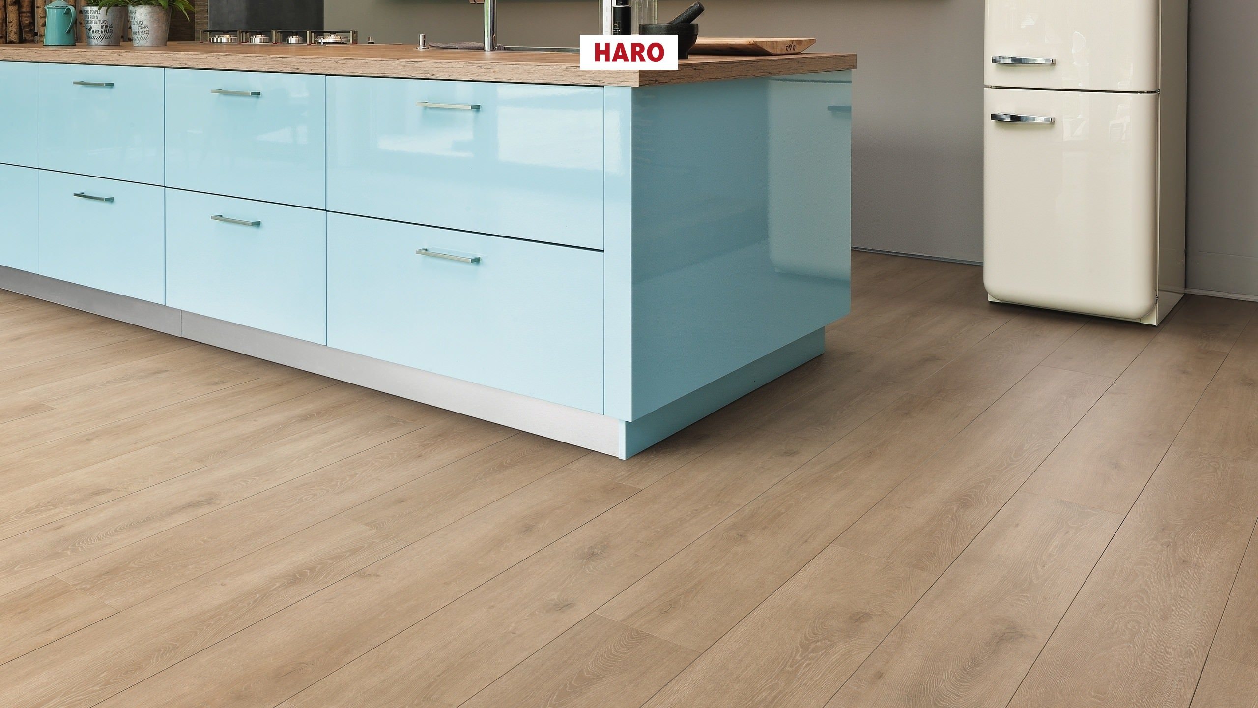 8 mm HARO Laminatboden Tritty 100 - Eiche Veneto crema_1 8 mm HARO Laminatboden Tritty 100 - Eiche Veneto crema_1