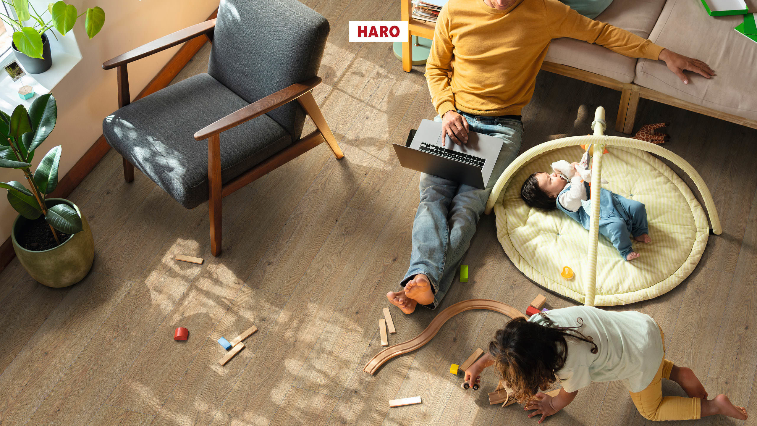 8 mm HARO Laminatboden Tritty 100 - Eiche Flavia puro_1 8 mm HARO Laminatboden Tritty 100 - Eiche Flavia puro_1