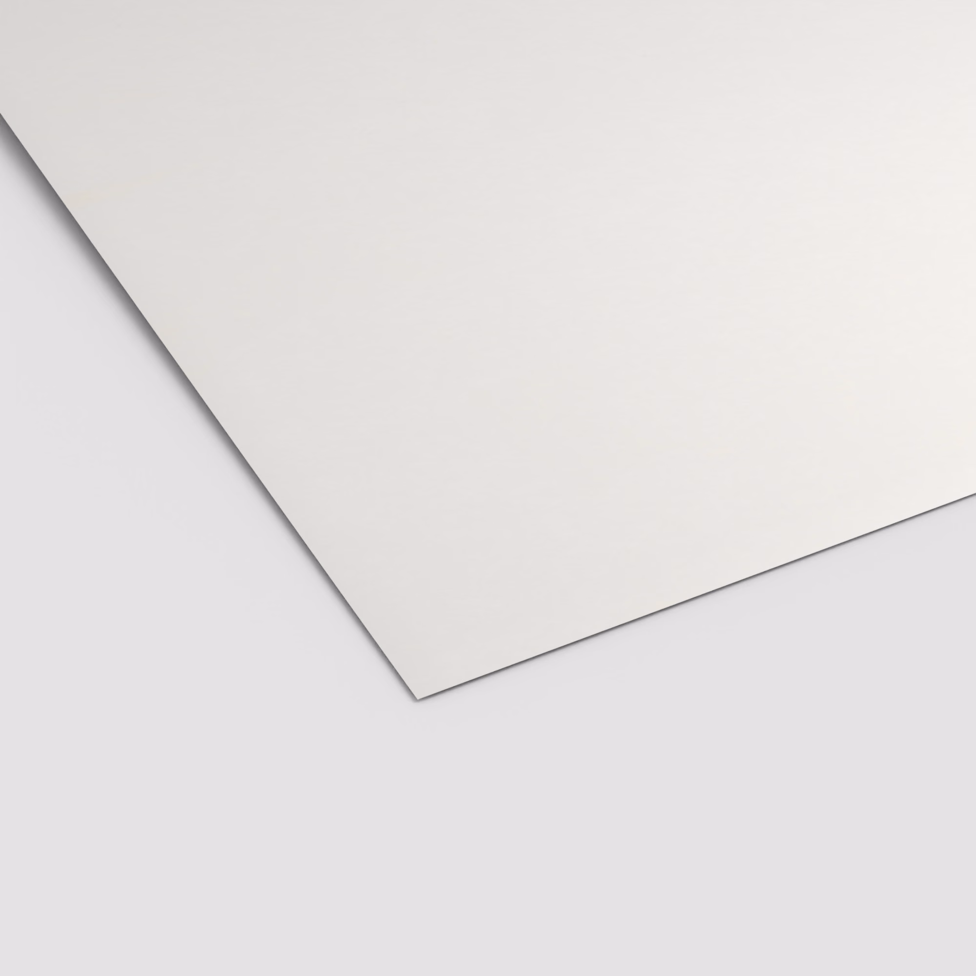 Weißer Egger Schichtstoff W960 ST7 mit matter Oberfläche. Die 0,8 mm dünne, abriebfeste HPL-Platte im Format 3050x1310 mm ist lichtecht.