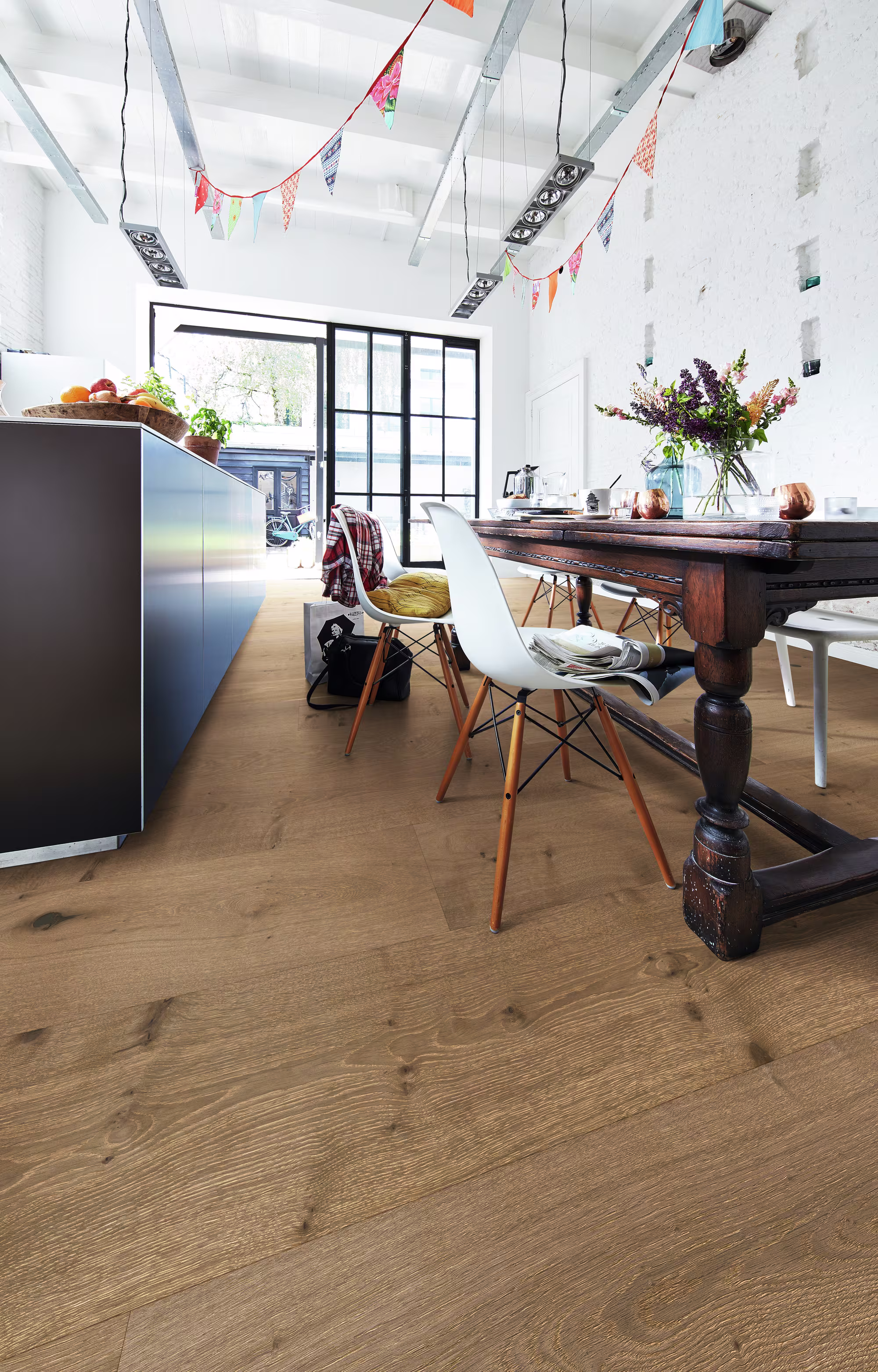 meister-11-mm-lindura-holzboden-hd-400-naturgeoelt---eiche-authentic-greige-gebuerstet-08905-11x270x2200mm-laengsseitige-v-fuge-kopfseitige-microfuge-naturgeoelt-blauer-engel-24-02 11 mm Lindura-Holzboden HD 400 naturgeölt - Eiche authentic greige gebürstet 08905_meister-11-mm-lindura-holzboden-hd-400-naturgeoelt---eiche-authentic-greige-gebuerstet-08905-11x270x2200mm-laengsseitige-v-fuge-kopfseitige-microfuge-naturgeoelt-blauer-eng