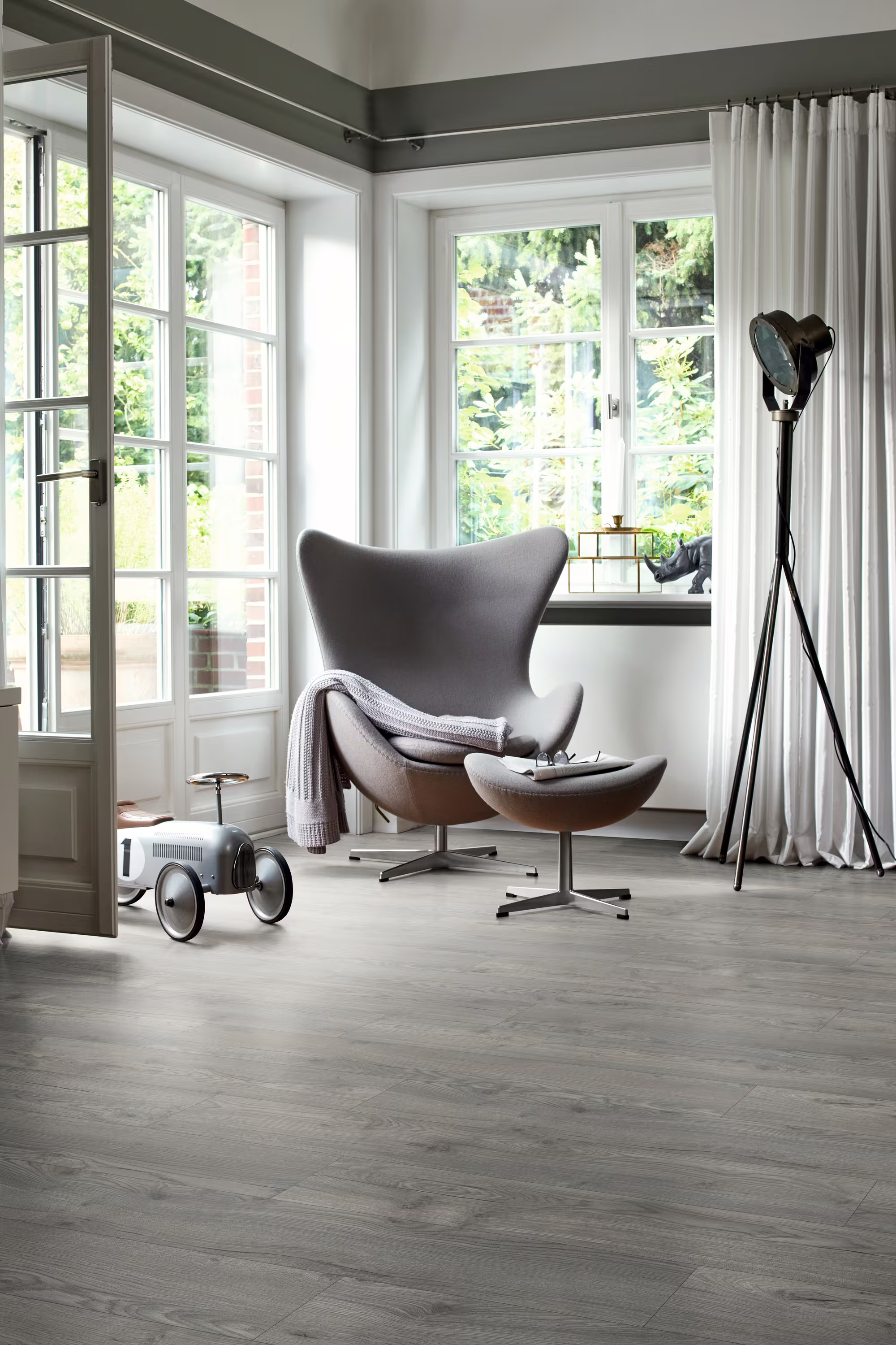 7 mm EGGER - Avery Eiche grau - EL1028_egger-7-mm-egger---avery-eiche-grau---el1028-7x193x1292mm-blauer-engel-15-jahre-im-wohnbereich-nein-2331-kurzdiele-02